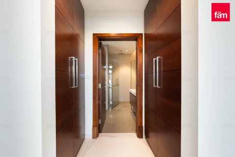 Villa à Dubai, 5 chambres, 771.6 m², № 43089 - photo 26