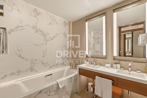 Apartment in The Address Residences Dubai Opera, Downtown Dubai (Downtown Burj Dubai), Dubai 2 bedrooms, 114.18 sq.m. № 125268 - photo 11