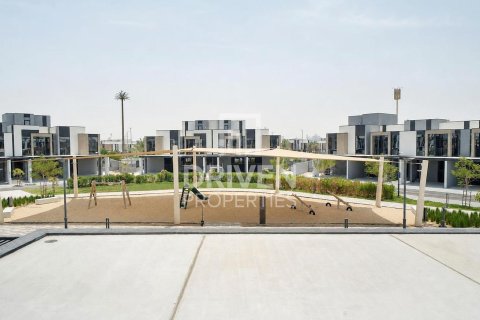Villa in Mudon, Dubai 3 bedrooms, 168.62 sq.m. № 125272 - photo 17