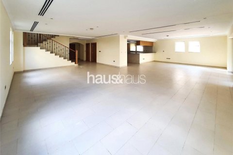Villa in Jumeirah Park, Dubai 4 bedrooms, 403 sq.m. № 44524 - photo 2