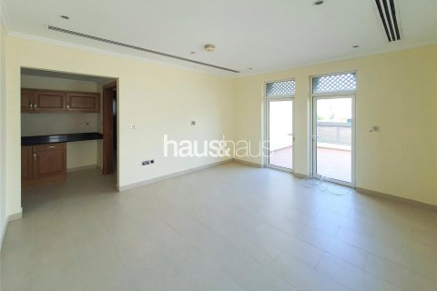 Villa in Jumeirah Park, Dubai 4 bedrooms, 403 sq.m. № 44524 - photo 8