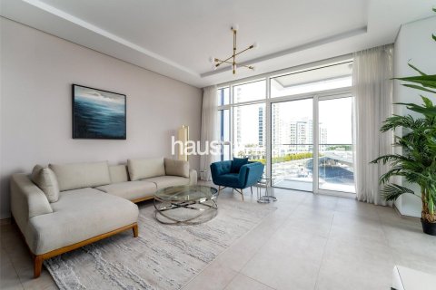 Apartment in Jumeirah Lake Towers, Dubai 2 bedrooms, 135 sq.m. № 44591 - photo 12