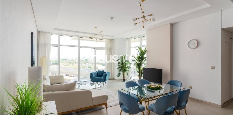 Apartment in Jumeirah Lake Towers, Dubai 2 bedrooms, 135 sq.m. № 44591