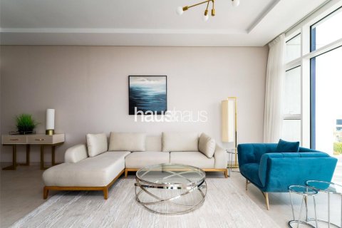Apartment in Jumeirah Lake Towers, Dubai 2 bedrooms, 135 sq.m. № 44591 - photo 11