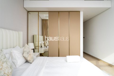 Apartment in Jumeirah Lake Towers, Dubai 2 bedrooms, 135 sq.m. № 44591 - photo 16