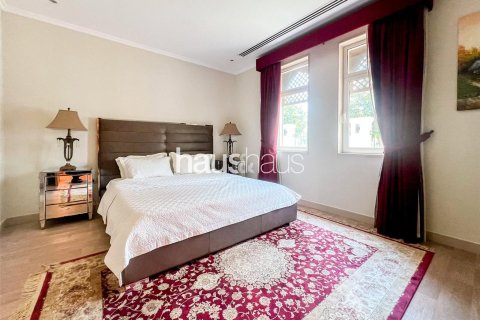 Villa in Jumeirah Park, Dubai 4 bedrooms, 902 sq.m. № 44523 - photo 21