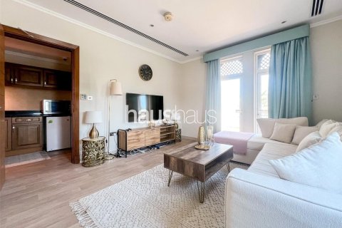 Villa in Jumeirah Park, Dubai 4 bedrooms, 902 sq.m. № 44523 - photo 3