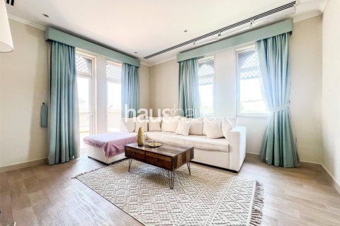 Villa in Jumeirah Park, Dubai 4 bedrooms, 902 sq.m. № 44523 - photo 9
