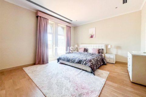 Villa in Jumeirah Park, Dubai 4 bedrooms, 902 sq.m. № 44523 - photo 8