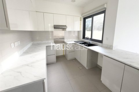 Villa in Maple at Dubai Hills Estate, Dubai Hills Estate, Dubai 4 bedrooms, 290 sq.m. № 45196 - photo 2
