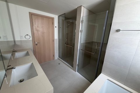 Villa in Dubai 4 bedrooms, 422 sq.m. № 100383 - photo 19