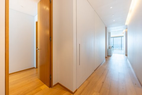 Apartment in Dubai 4 bedrooms, 455 sq.m. № 100377 - photo 17