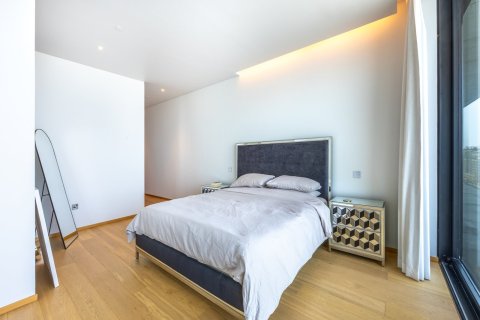 Apartment in Dubai 4 bedrooms, 455 sq.m. № 100377 - photo 15