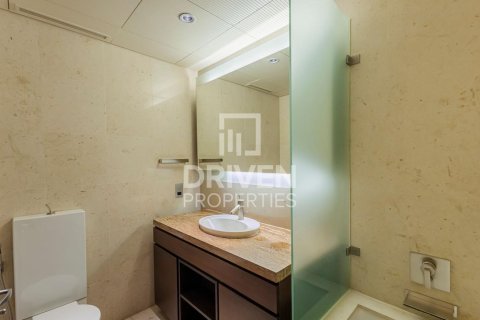 Apartment in Downtown Dubai (Downtown Burj Dubai), Dubai 2 bedrooms, 152 sq.m. № 86728 - photo 4