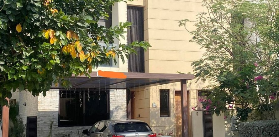 تاون هاوس في دبي 5 غرف نوم , 324 م² رقم 99452