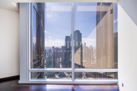 Apartamento en Burj Khalifa, Dubai, 1 dormitorio, 101.81982994 m², № 63532 - foto 16