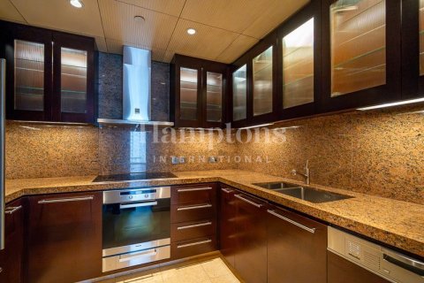 Apartamento en Burj Khalifa, Dubai, 1 dormitorio, 101.81982994 m², № 63532 - foto 11