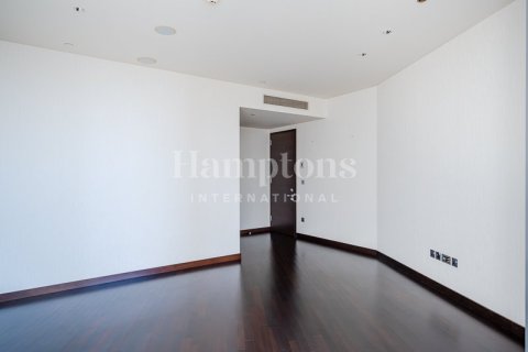 Apartamento en Burj Khalifa, Dubai, 1 dormitorio, 101.81982994 m², № 63532 - foto 13