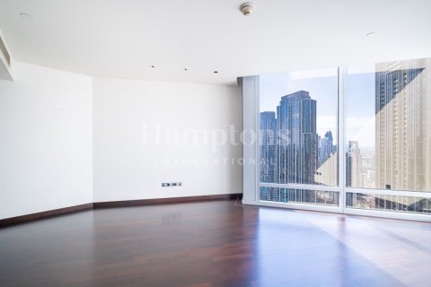 Apartamento en Burj Khalifa, Dubai, 1 dormitorio, 101.81982994 m², № 63532 - foto 1