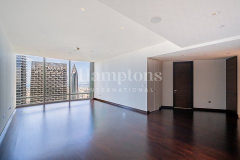 Apartamento en Burj Khalifa, Dubai, 1 dormitorio, 101.81982994 m², № 63532 - foto 2