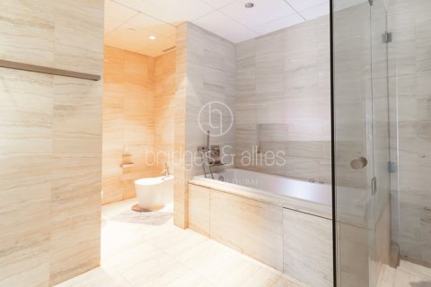 Apartment in Downtown Dubai (Downtown Burj Dubai), Dubai 2 bedrooms, 189 sq.m. № 78026 - photo 18