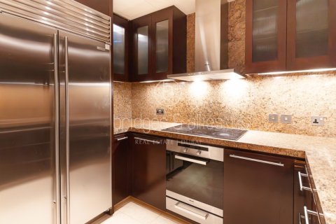 Apartment in Downtown Dubai (Downtown Burj Dubai), Dubai 2 bedrooms, 189 sq.m. № 78026 - photo 6