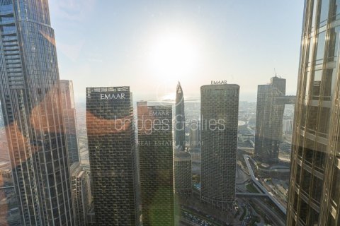 Apartment in Downtown Dubai (Downtown Burj Dubai), Dubai 2 bedrooms, 189 sq.m. № 78026 - photo 4