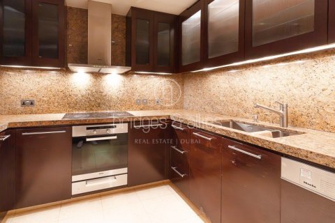 Apartment in Downtown Dubai (Downtown Burj Dubai), Dubai 2 bedrooms, 189 sq.m. № 78026 - photo 5