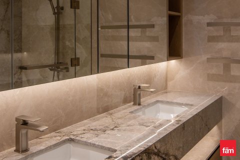 Apartment in Dubai Marina, Dubai 2 bedrooms, 101 sq.m. № 97850 - photo 10