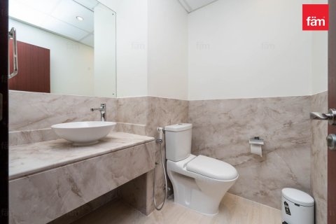 Снять в аренду квартиру в Дубае: 2 спальни, 130.5м², № 97860 - фото 13