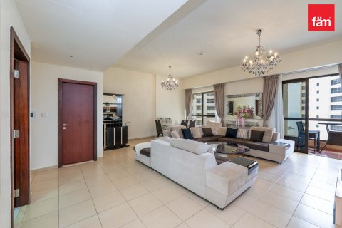 Снять в аренду квартиру в Дубае: 2 спальни, 130.5м², № 97860 - фото 8