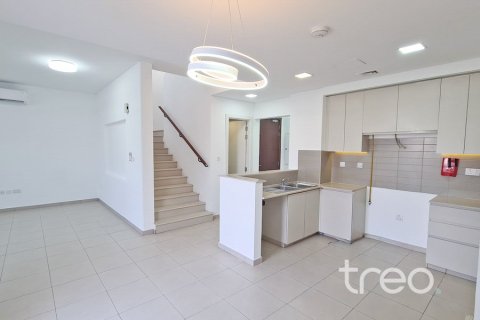 Villa in Hayat Townhouses, Town Square, Dubai 3 bedrooms, 202.06 sq.m. № 136202 - photo 12