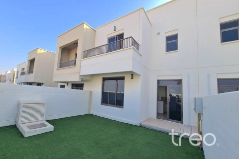 Villa in Hayat Townhouses, Town Square, Dubai 3 bedrooms, 202.06 sq.m. № 136202