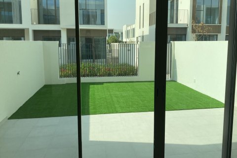 Villa in The Valley, Dubai 3 bedrooms, 176.31967467 sq.m. № 63350 - photo 3