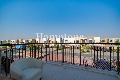 Apartment in Dubai South (Dubai World Central), Dubai 2 bedrooms, 120.94948667 sq.m. № 63351 - photo 11