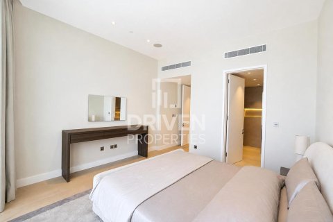 Penthouse in Downtown Dubai (Downtown Burj Dubai), Dubai 2 bedrooms, 189.15 sq.m. № 126360 - photo 23
