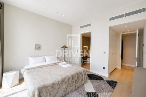 Penthouse in Downtown Dubai (Downtown Burj Dubai), Dubai 2 bedrooms, 189.15 sq.m. № 126360 - photo 20