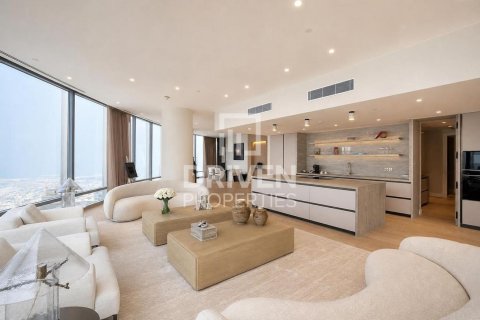 Penthouse in Downtown Dubai (Downtown Burj Dubai), Dubai 2 bedrooms, 189.15 sq.m. № 126360 - photo 2