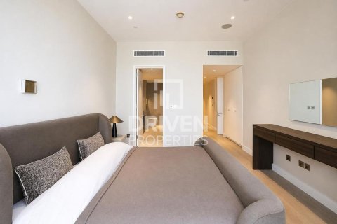 Penthouse in Downtown Dubai (Downtown Burj Dubai), Dubai 2 bedrooms, 189.15 sq.m. № 126360 - photo 27