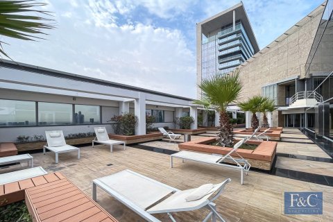 Apartment in DIFC, Dubai 51 sq.m. № 103865 - photo 12