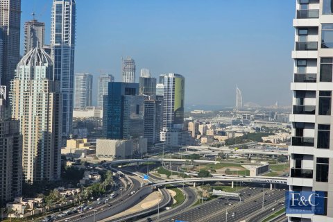 Apartment in Jumeirah Lake Towers, Dubai 1 bedroom, 92 sq.m. № 103867 - photo 6