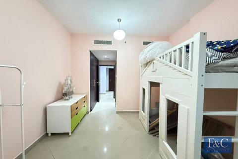Apartment in Jumeirah Lake Towers, Dubai 2 bedrooms, 101 sq.m. № 103866 - photo 11