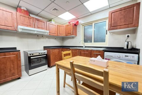 Apartment in Jumeirah Lake Towers, Dubai 2 bedrooms, 101 sq.m. № 103866 - photo 3