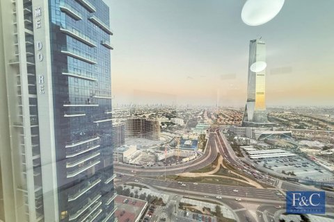 Apartment in Jumeirah Lake Towers, Dubai 2 bedrooms, 101 sq.m. № 103866 - photo 2