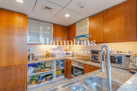 Apartment in Downtown Dubai (Downtown Burj Dubai), Dubai 1 bedroom, 65.76974982 sq.m. № 102257 - photo 14