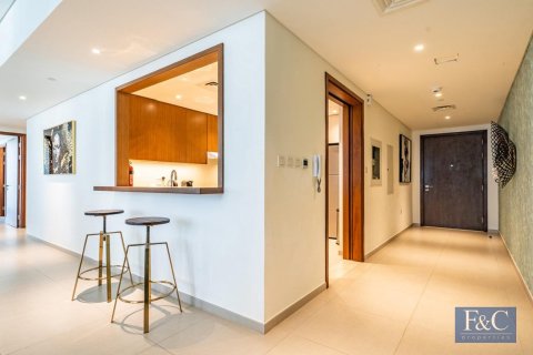 Apartment in BLVD Heights, Downtown Dubai (Downtown Burj Dubai), Dubai 2 bedrooms, 162 sq.m. № 103347 - photo 24