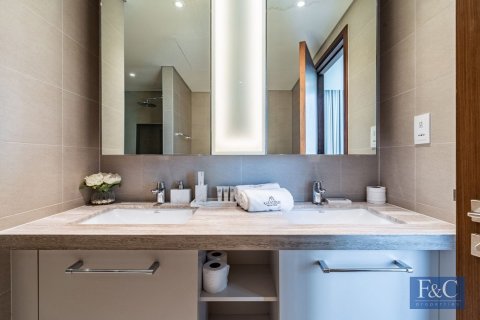 Apartment in BLVD Heights, Downtown Dubai (Downtown Burj Dubai), Dubai 2 bedrooms, 162 sq.m. № 103347 - photo 18