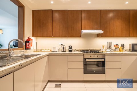 Apartment in BLVD Heights, Downtown Dubai (Downtown Burj Dubai), Dubai 2 bedrooms, 162 sq.m. № 103347 - photo 11