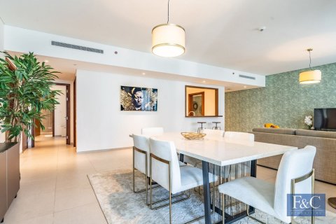 Apartment in BLVD Heights, Downtown Dubai (Downtown Burj Dubai), Dubai 2 bedrooms, 162 sq.m. № 103347 - photo 17