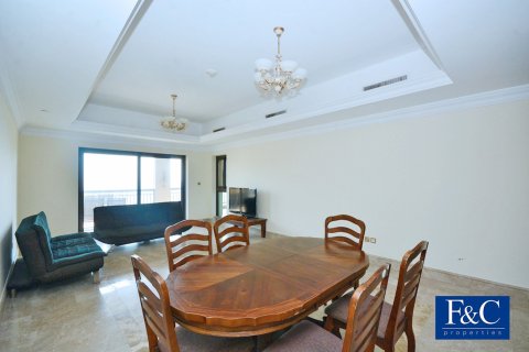 Apartment in The Fairmont Palm Residences, Palm Jumeirah, Dubai 1 bedroom, 144 sq.m. № 103355 - photo 16